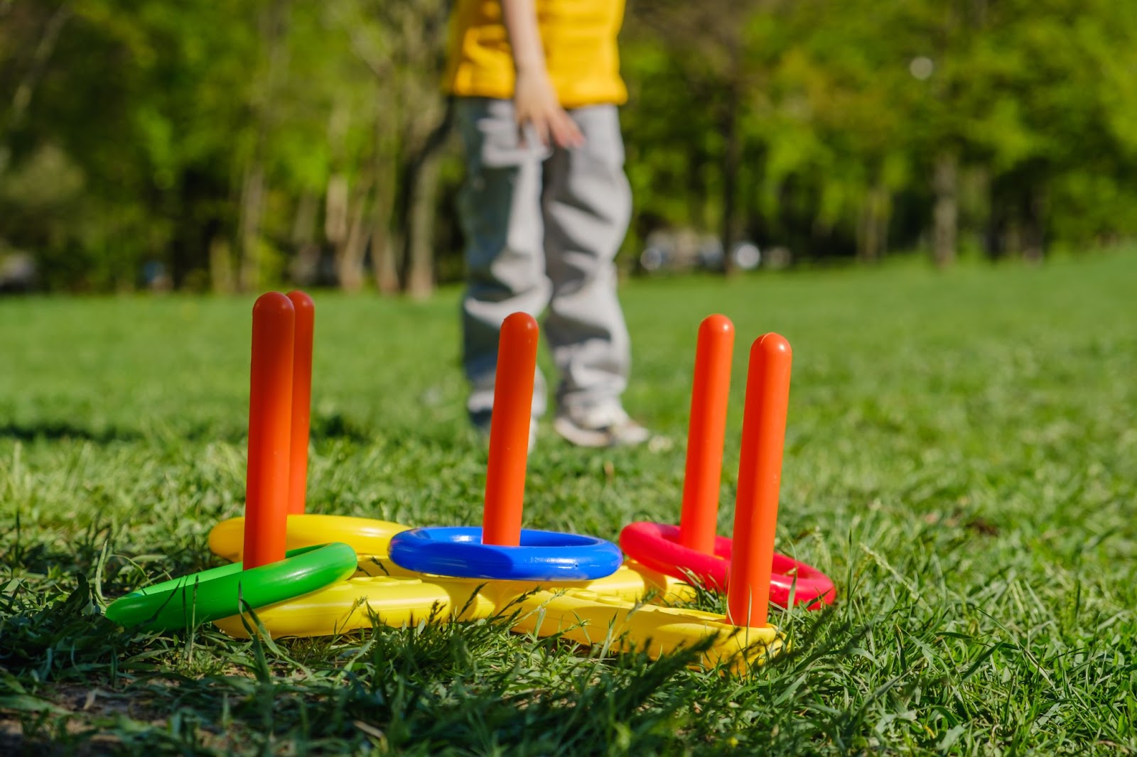 10 giochi da fare all'aperto per bambini di tutte le età