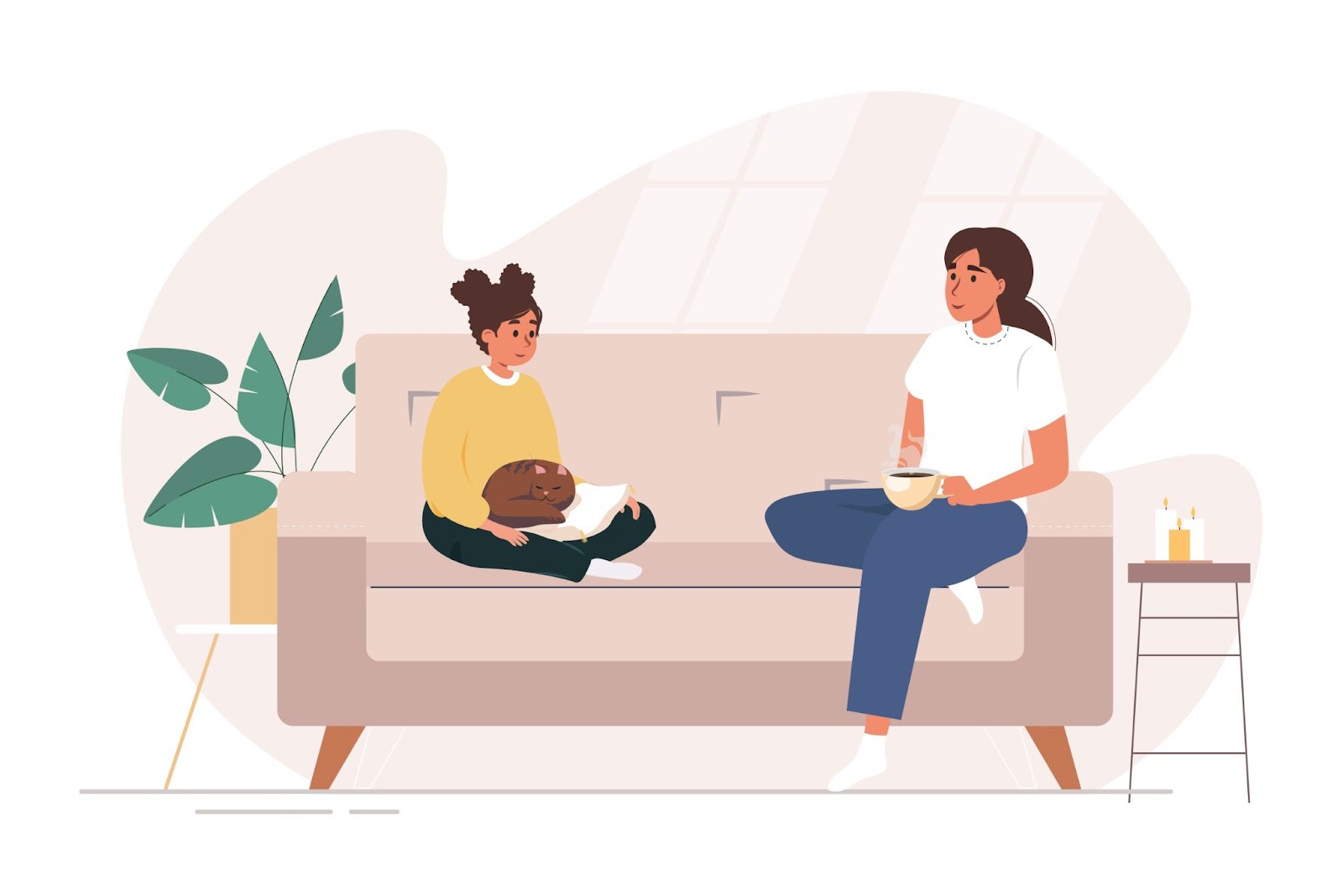 Madre e figlia adolescente che parlano. Mamma e ragazza felice seduta sul divano di casa a chiacchierare insieme.